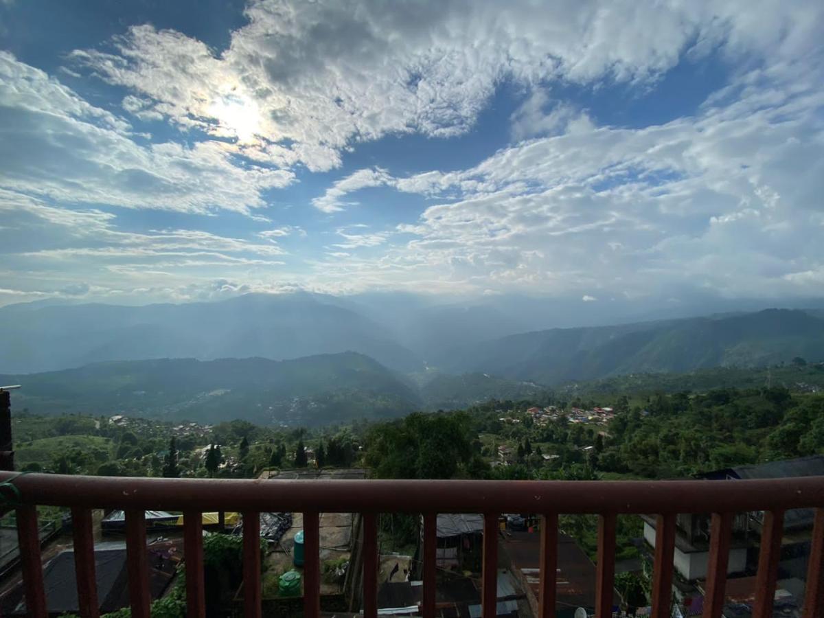 The River View Homestay Kurseong Exteriör bild