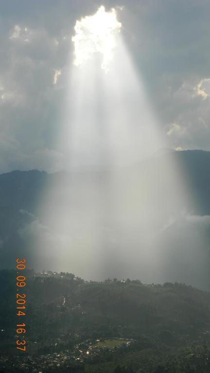 The River View Homestay Kurseong Exteriör bild